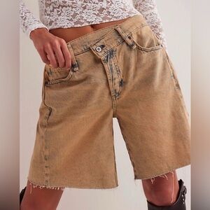 Free People We The Free Boomerang High Rise Long Shorts Size 30 Cowboy NEW